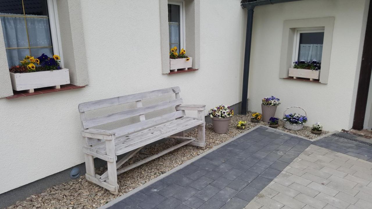 Dom Pod Lawendowym Polem Bed & Breakfast Woliborz Bagian luar foto