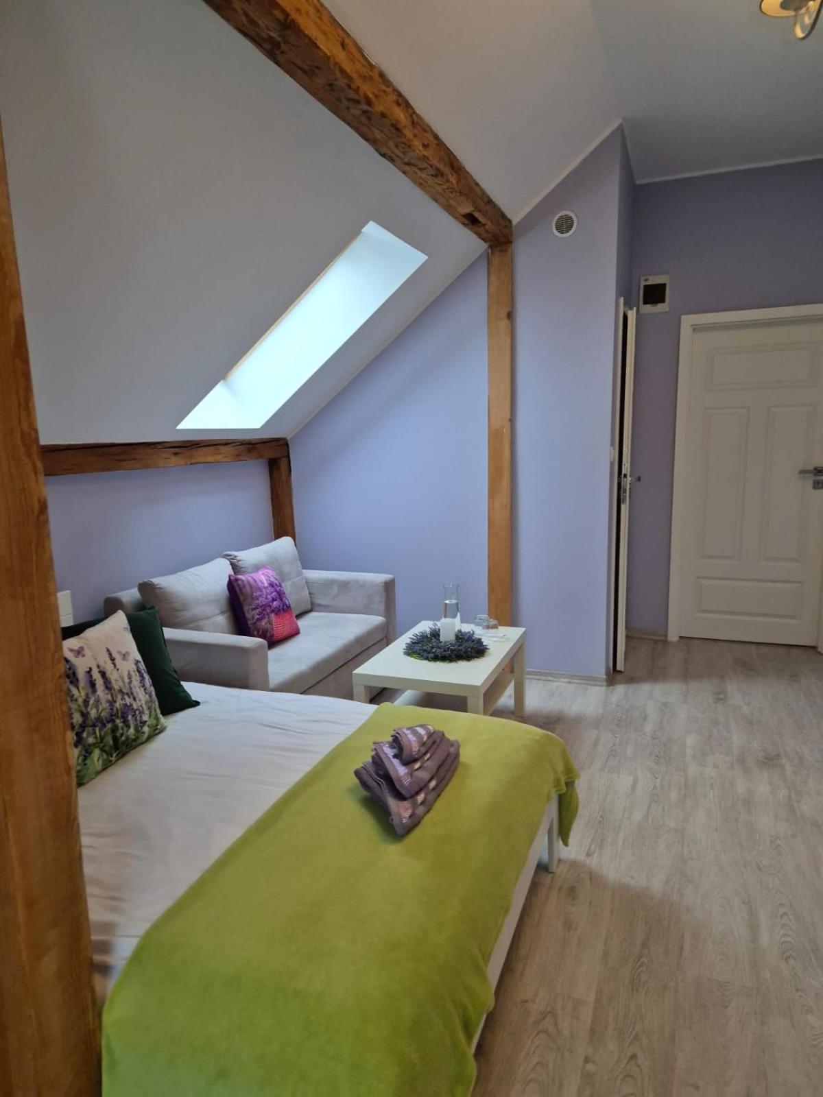 Dom Pod Lawendowym Polem Bed & Breakfast Woliborz Ruang foto