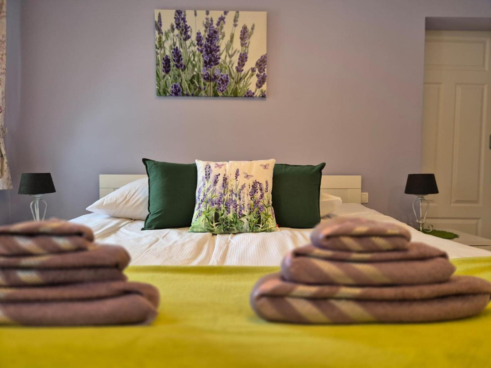 Dom Pod Lawendowym Polem Bed & Breakfast Woliborz Ruang foto